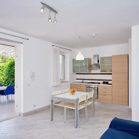 Apartamento Vacanze Pomelia